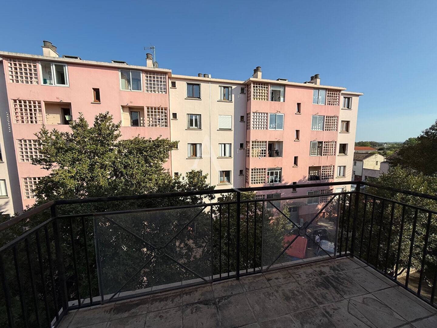 Appartement à louer, 24m², Nîmes