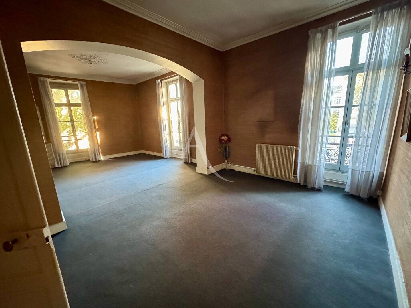 Appartement à vendre, 149m², Nîmes