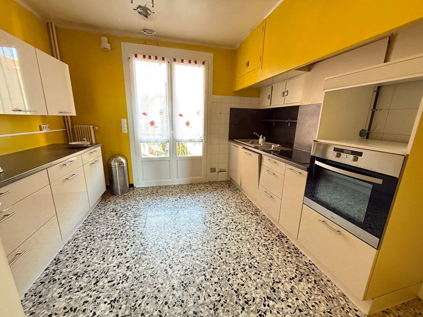 Appartement à louer, 114m², Nîmes