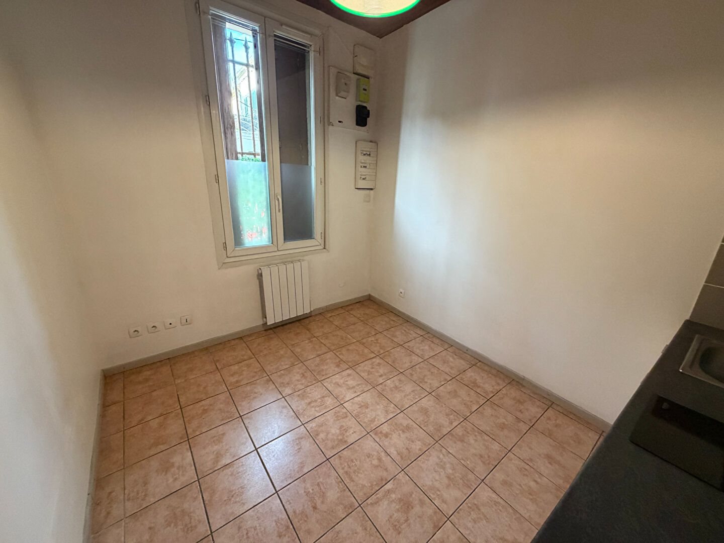 Appartement à louer, 22m², Nîmes