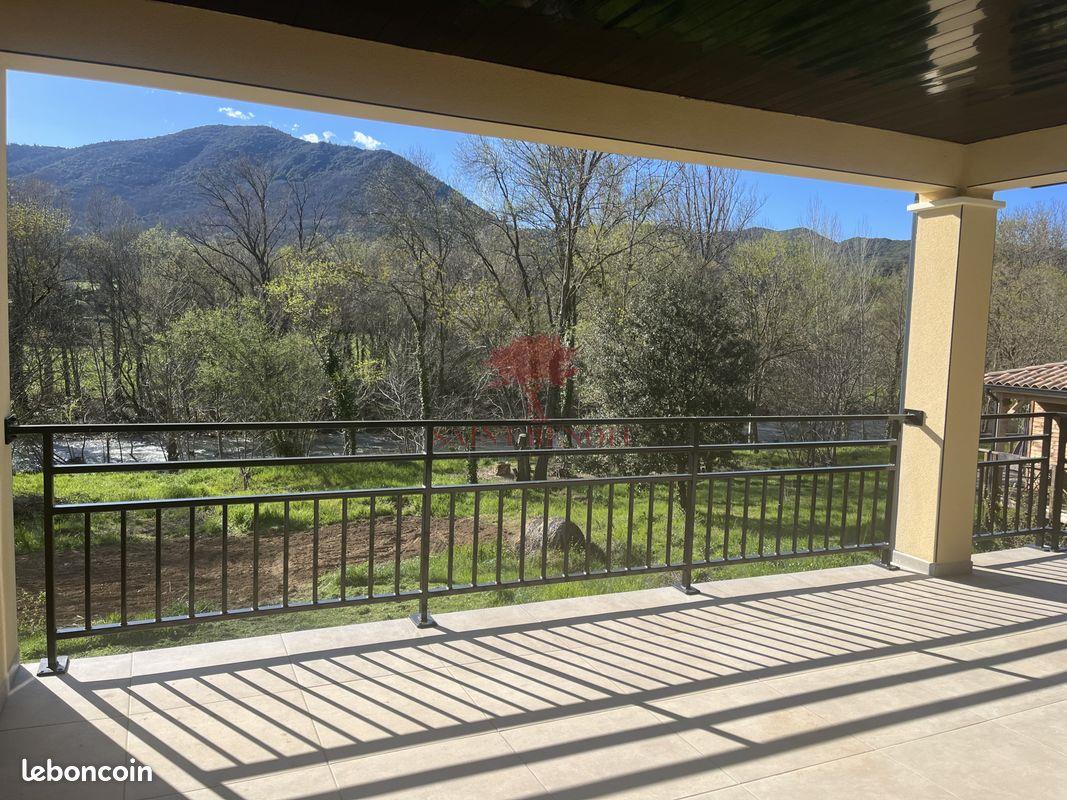 Appartement à louer, 111m², Le Bousquet-d'Orb