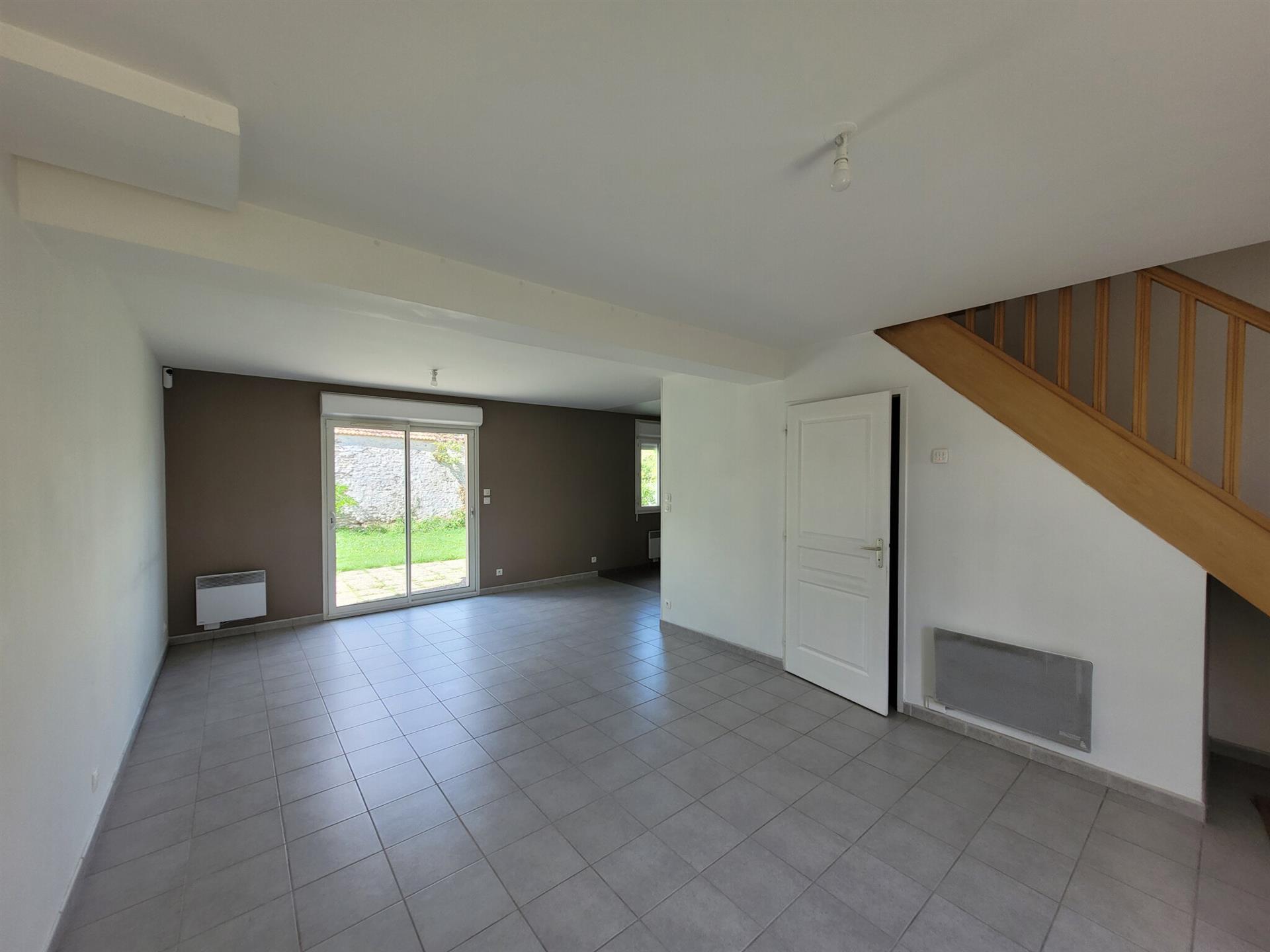 Maison à louer, 86m², Auneau