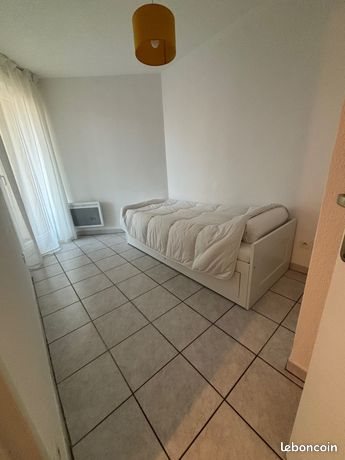 Appartement à louer, 28m², Marseille 8ème