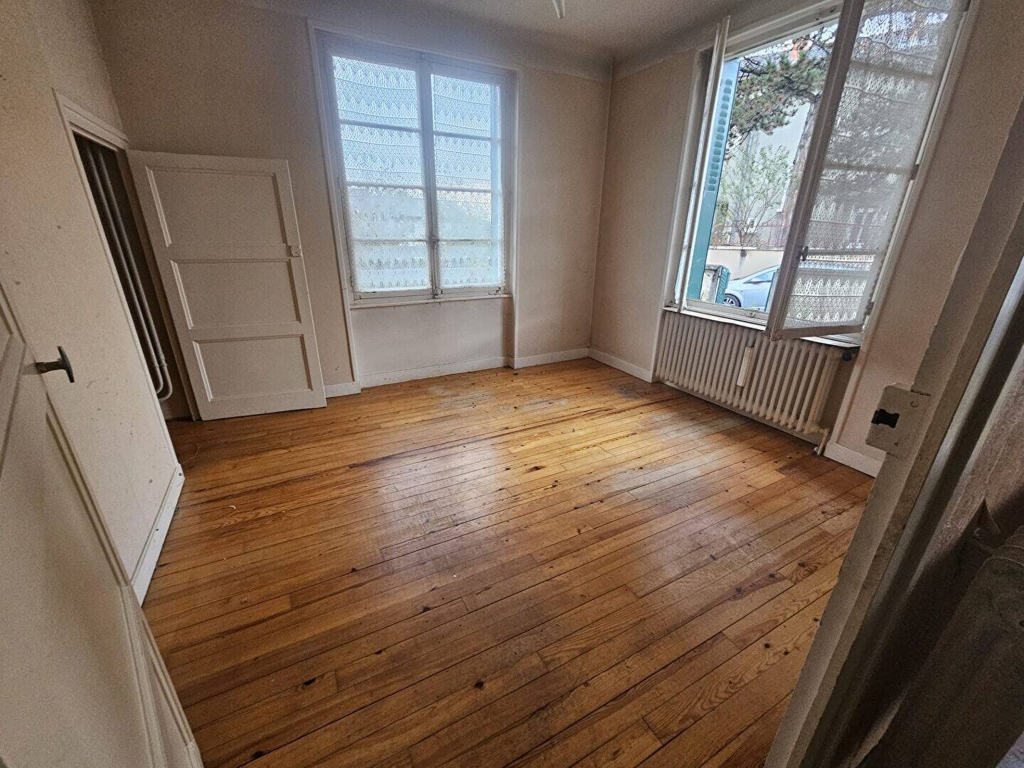 Maison à vendre, 131m², Miribel