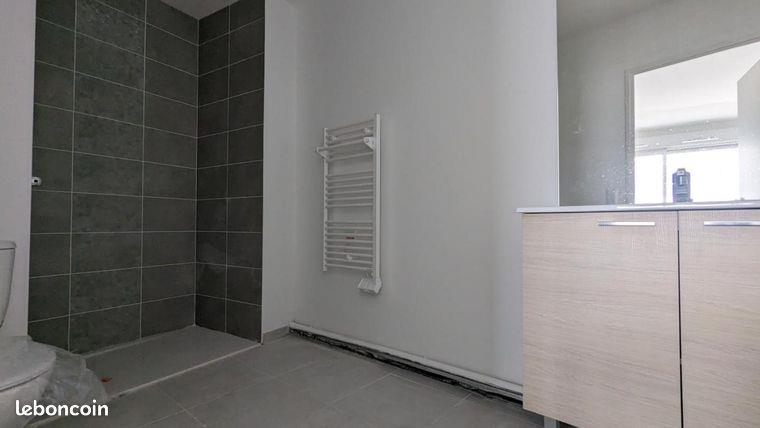 Appartement à louer, 34m², Marseille 8ème