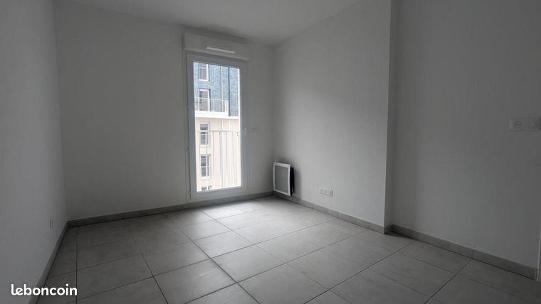 Appartement à louer, 34m², Marseille 8ème