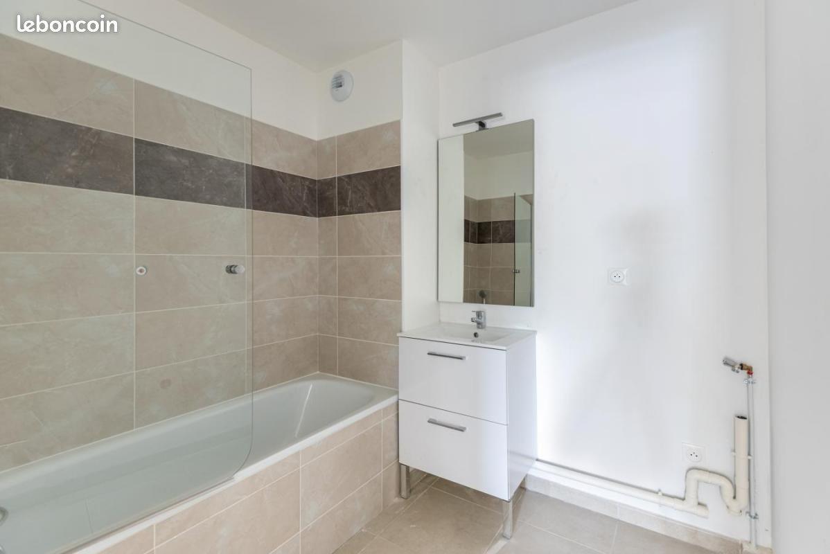 Appartement à louer, 63m², Marseille 13ème