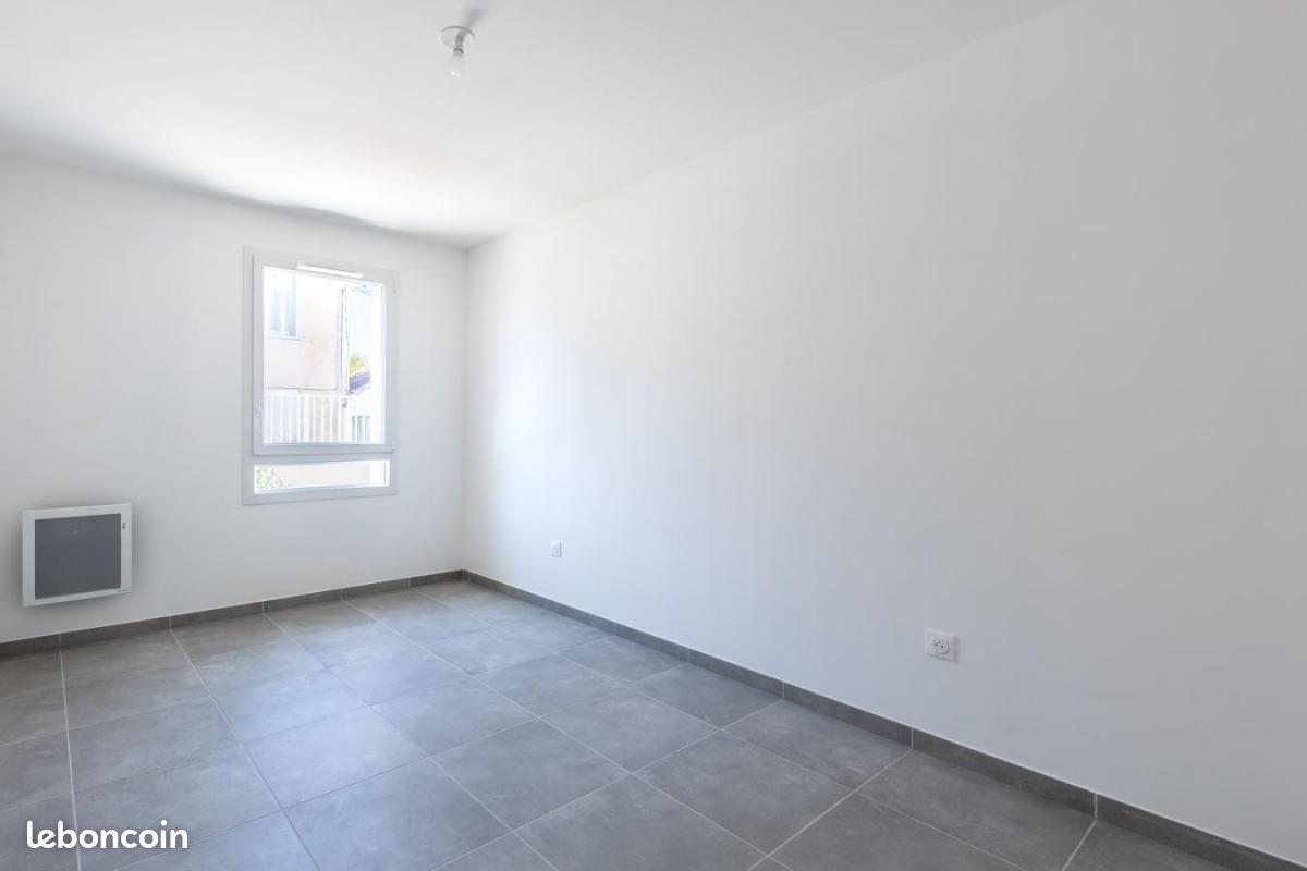 Appartement à louer, 80m², Marseille 4ème