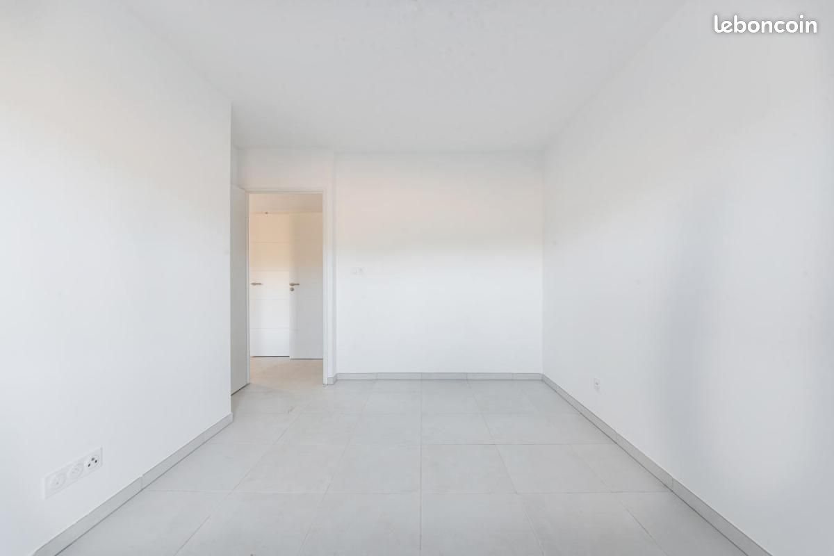 Appartement à louer, 42m², Rousset