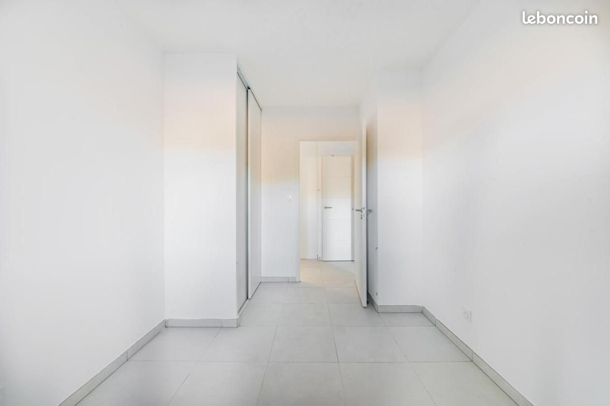 Appartement à louer, 71m², Rousset