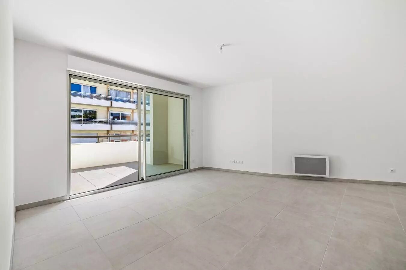 Appartement à louer, 65m², Roquebrune-Cap-Martin