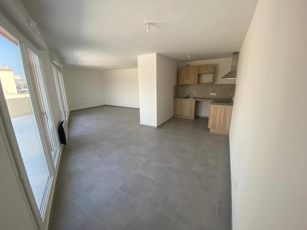 Appartement à louer, 74m², Nîmes