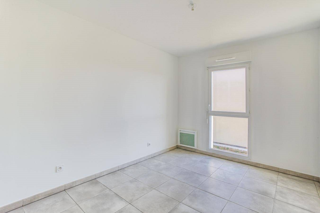 Appartement à louer, 44m², Meyreuil