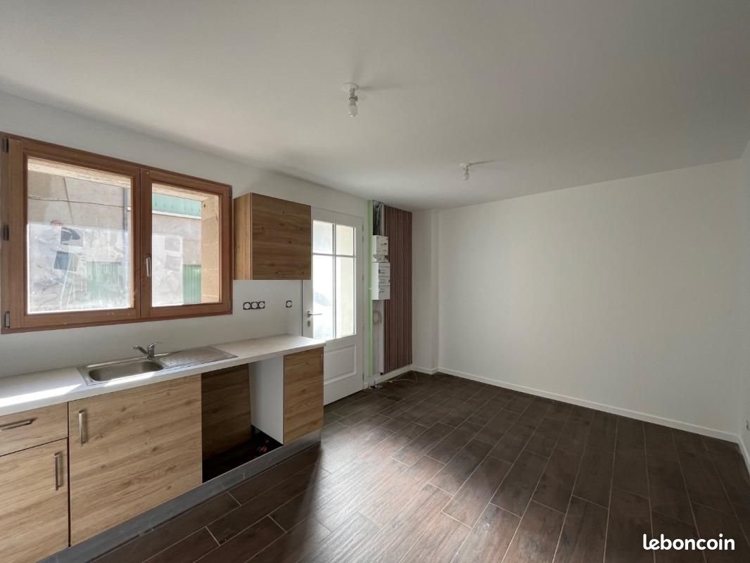 Appartement à louer, 37m², Albigny-sur-Saône
