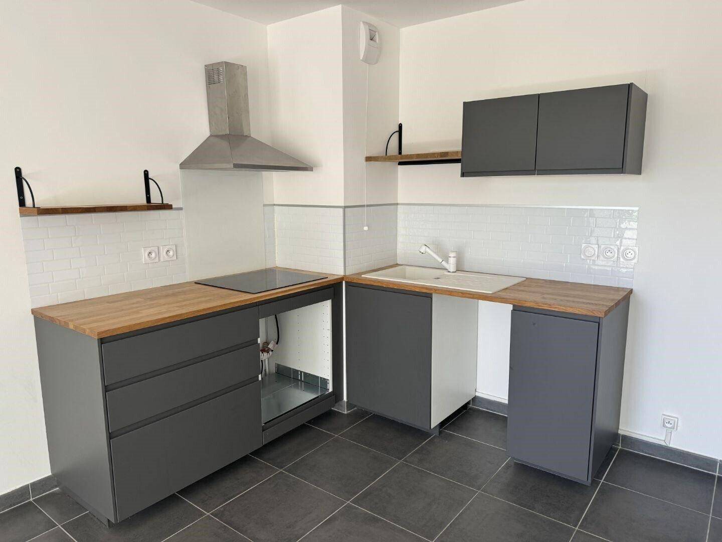 Appartement à louer, 62m², Marseille 8ème