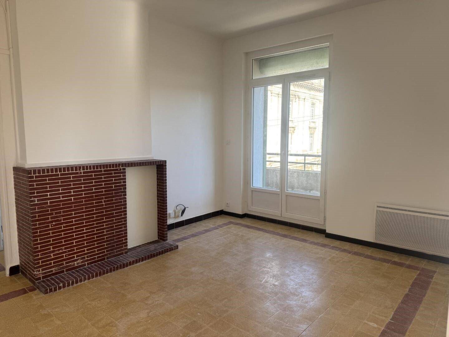 Appartement à louer, 64m², Marseille 3ème