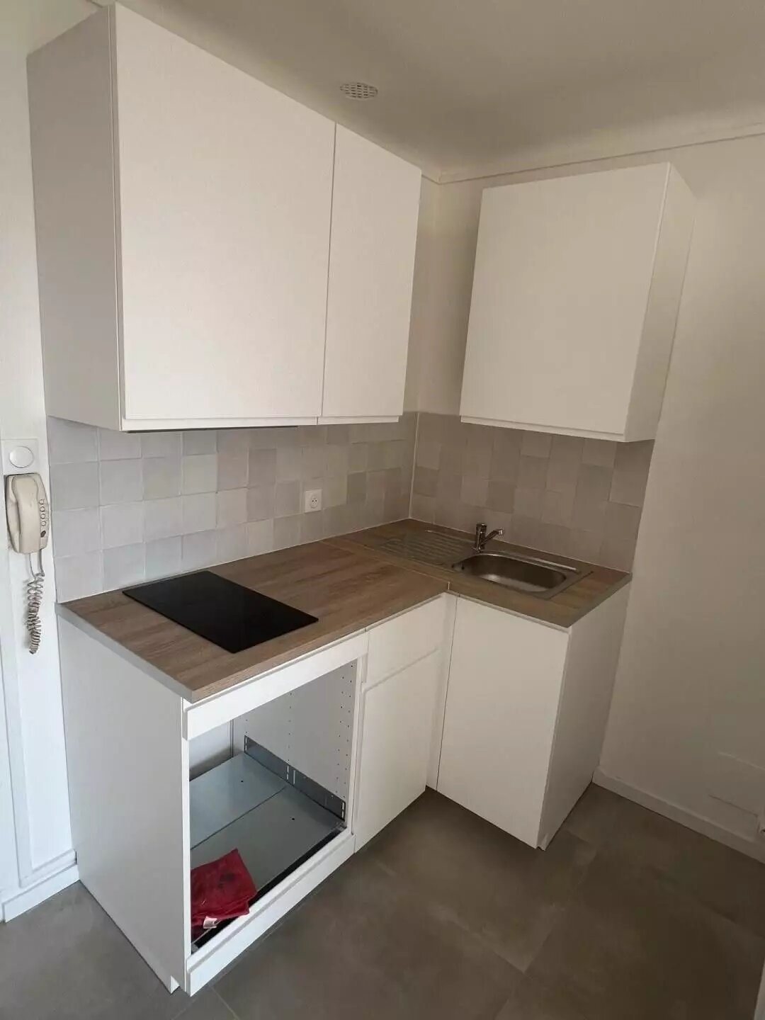 Appartement à louer, 24m², Marseille 8ème
