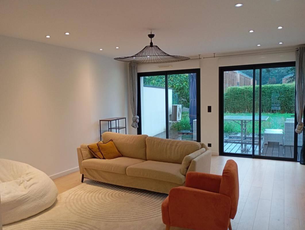 Maison à louer, 141m², Saint-Jacques-de-la-Lande