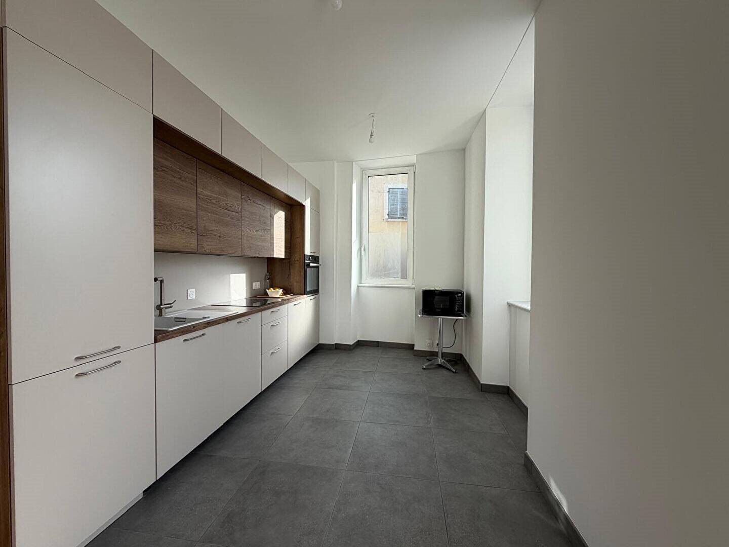 Appartement à louer, 94m², Pierrelatte