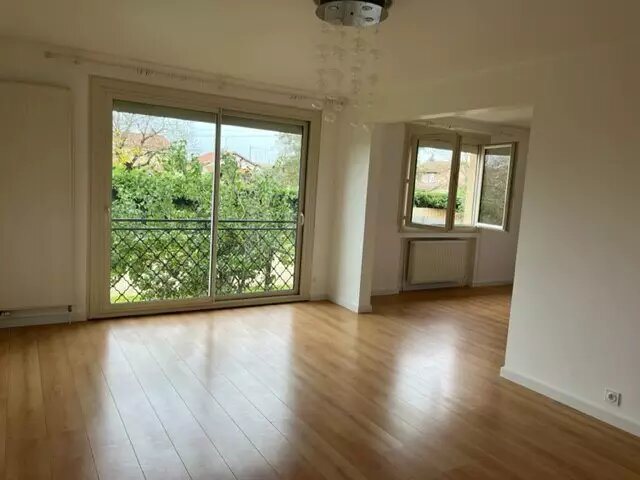 Maison à louer, 140m², La Verpillière