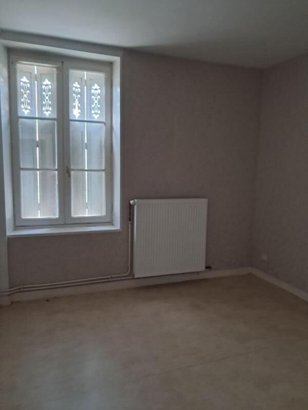 Maison à louer, 79m², Autrèche