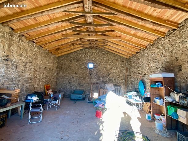 Maison à vendre, 170m², Alboussière