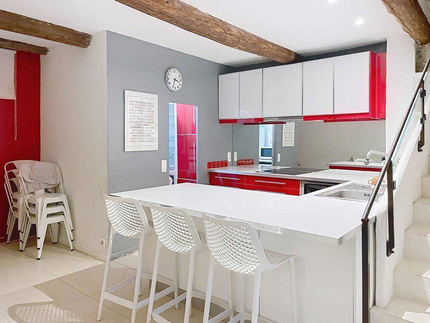 Maison à louer, 106m², Eguilles