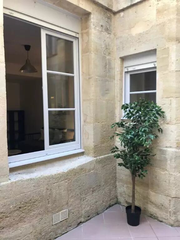 Appartement à louer, 21m², Bordeaux