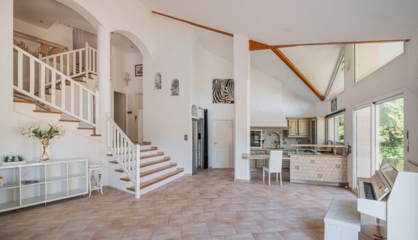 Maison à vendre, 214m², Vourey