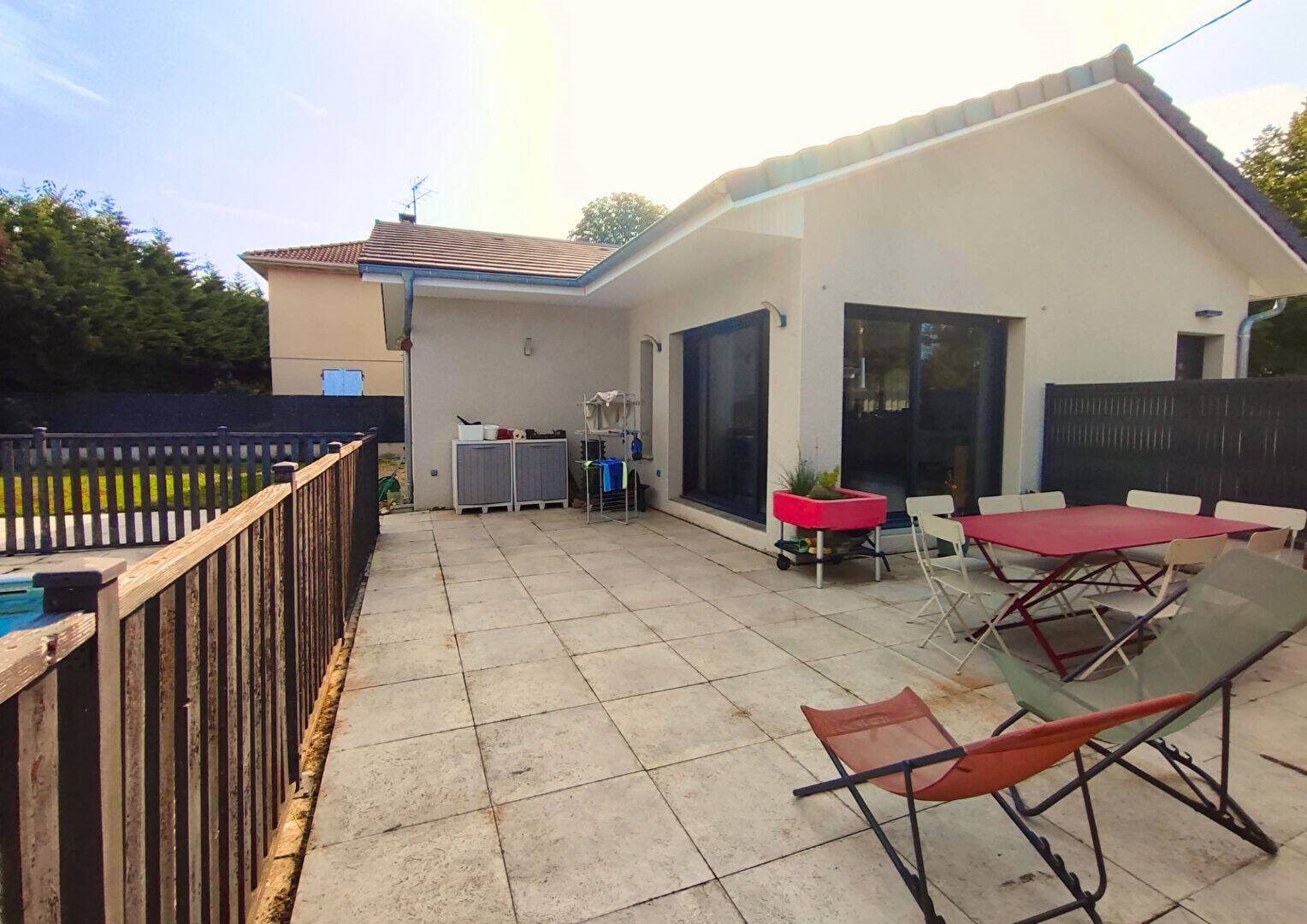 Maison à louer, 94m², Coublevie