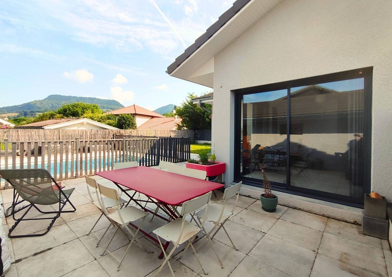 Maison à louer, 94m², Coublevie