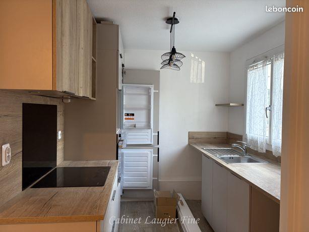 Appartement à louer, 80m², Marseille 8ème