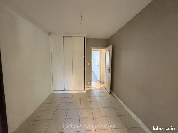 Appartement à louer, 80m², Marseille 8ème