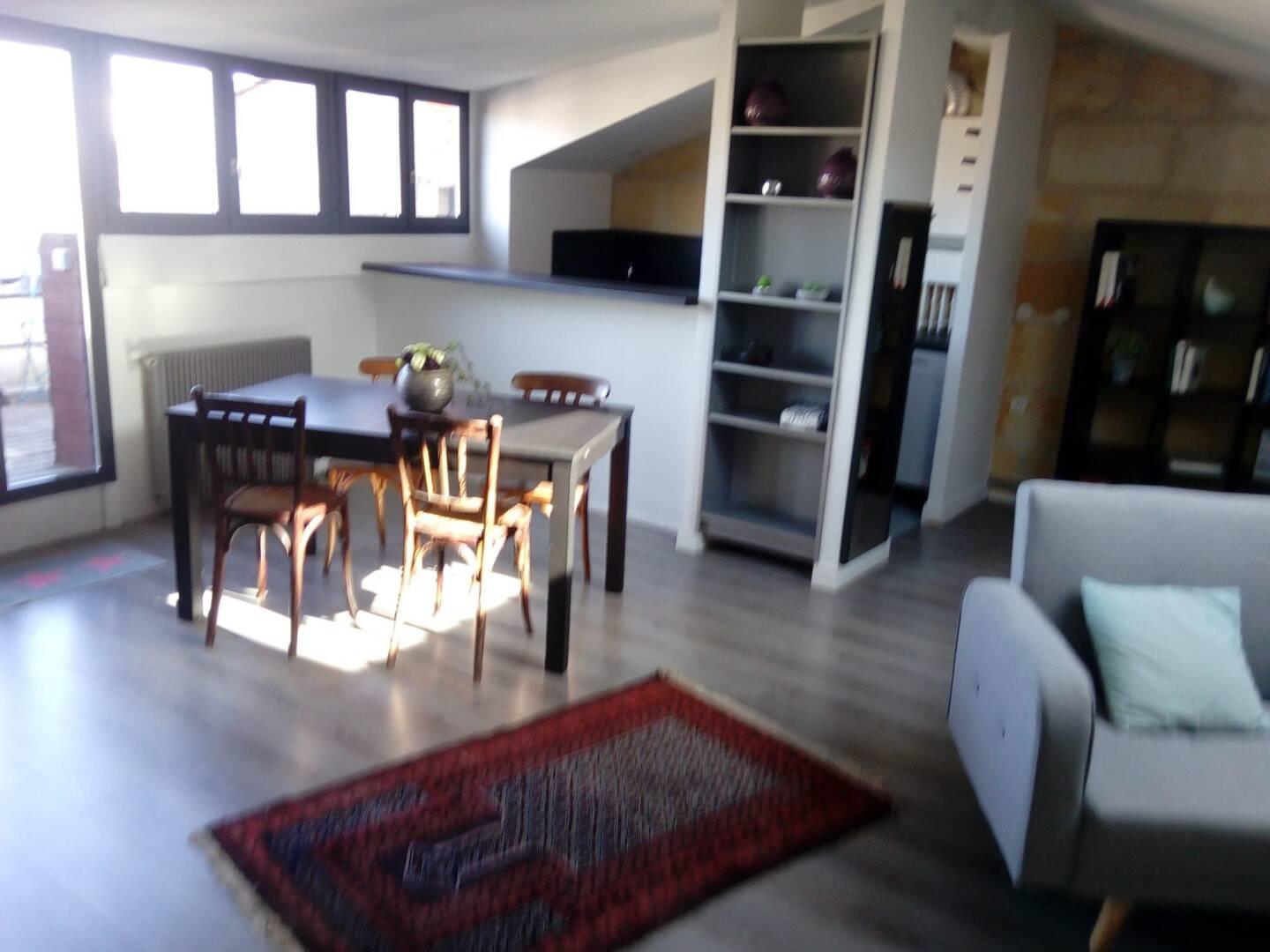 Maison à louer, 49m², Bordeaux