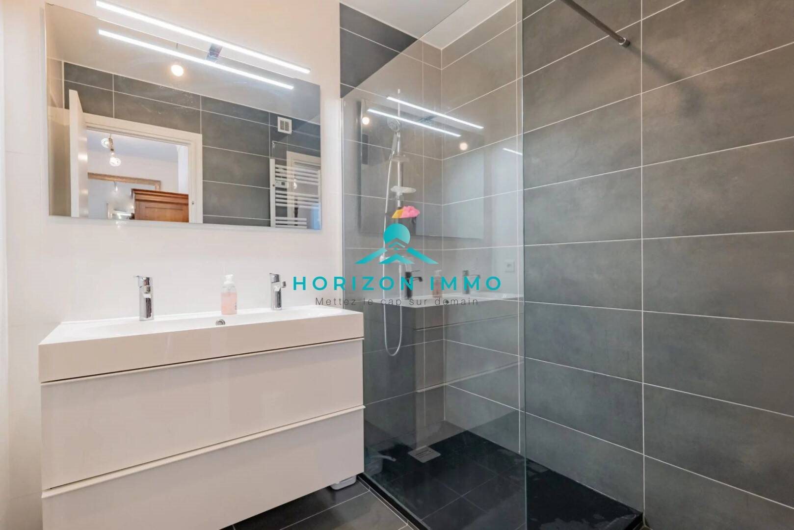 Appartement à louer, 57m², Saint-Laurent-du-Var