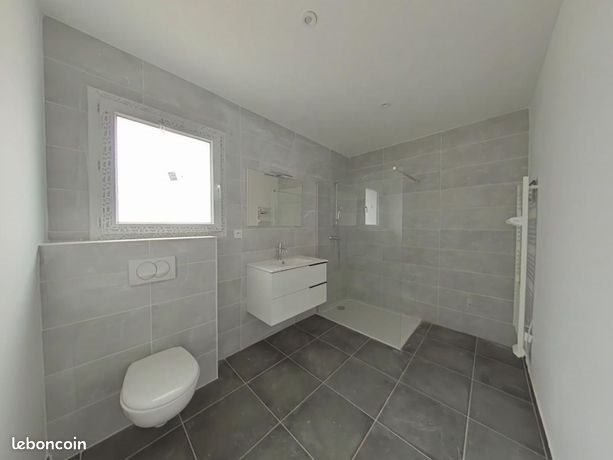 Maison à louer, 81m², Granges-les-Beaumont