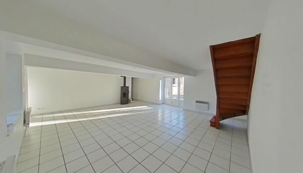 Maison à louer, 109m², Saint-Thomas-en-Royans