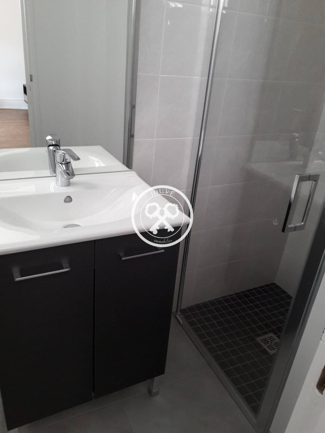 Appartement à louer, 27m², Sainte-Savine