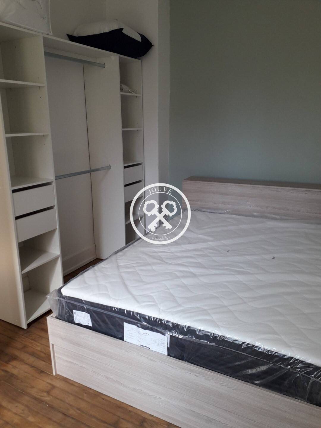 Appartement à louer, 27m², Sainte-Savine