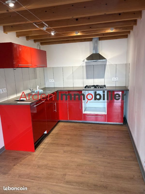 Maison à louer, 72m², Sery