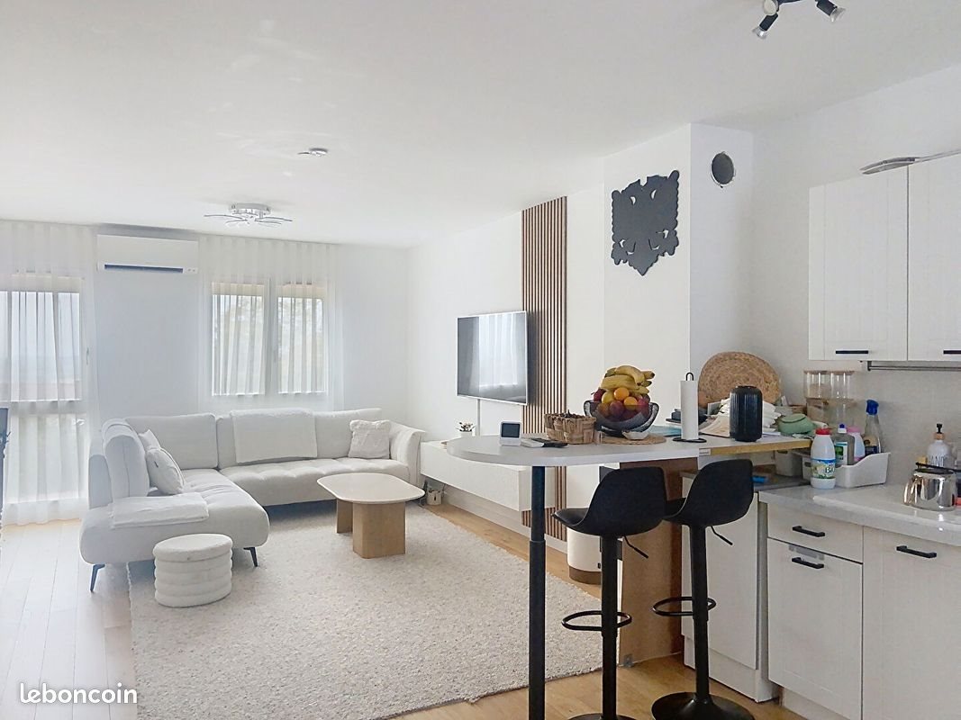 Maison à louer, 82m², Meximieux