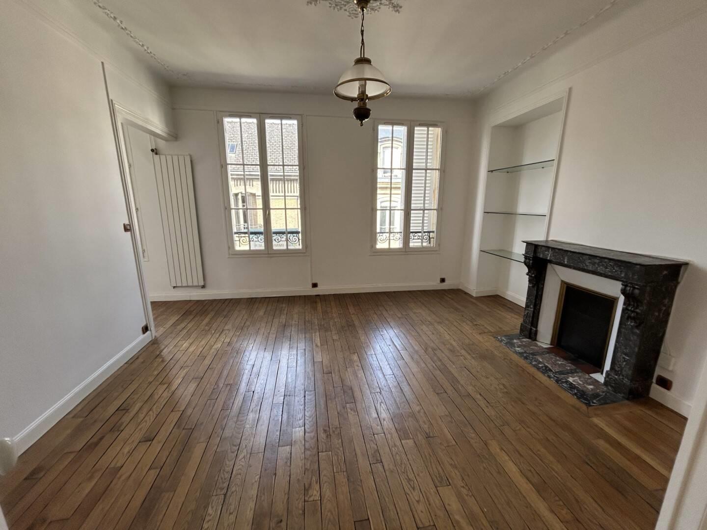 Appartement à louer, 91m², Reims