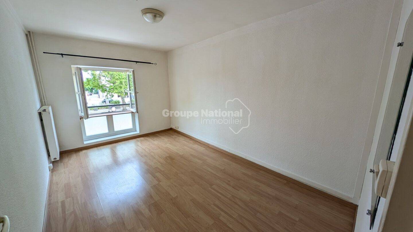 Appartement à louer, 33m², Genas