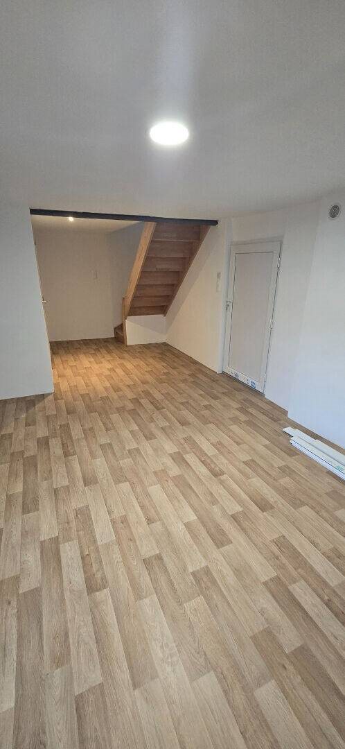 Maison à louer, 85m², Saint-Forgeux