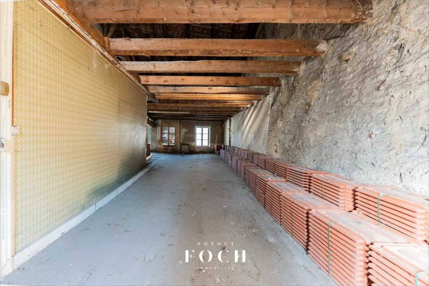 Appartement à vendre, 400m², Pont-Saint-Vincent