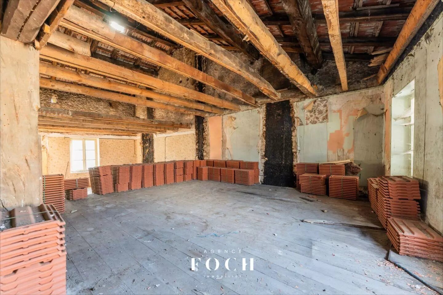 Appartement à vendre, 400m², Pont-Saint-Vincent