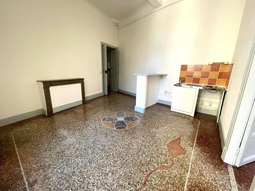 Appartement à louer, 44m², Sommières