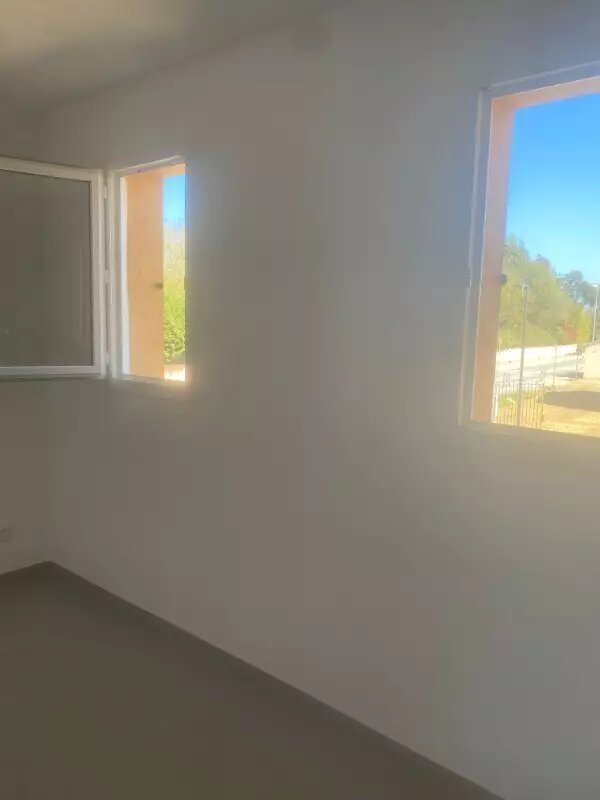 Maison à louer, 52m², Grimaud