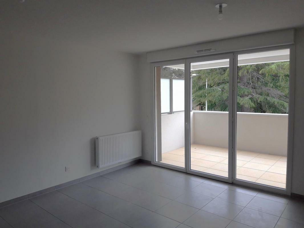 Appartement à louer, 59m², Nîmes