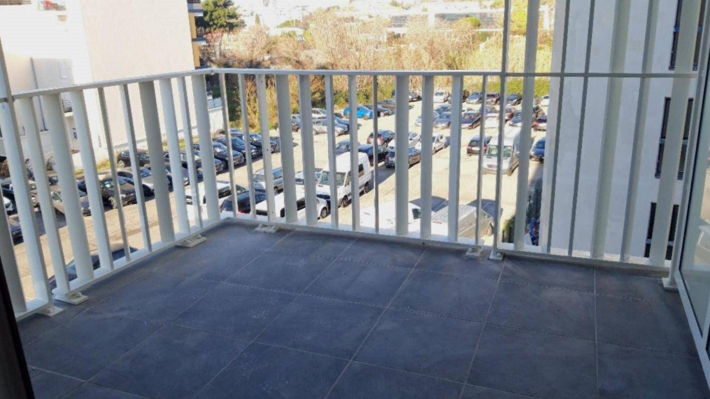 Appartement à louer, 27m², Marseille 10ème